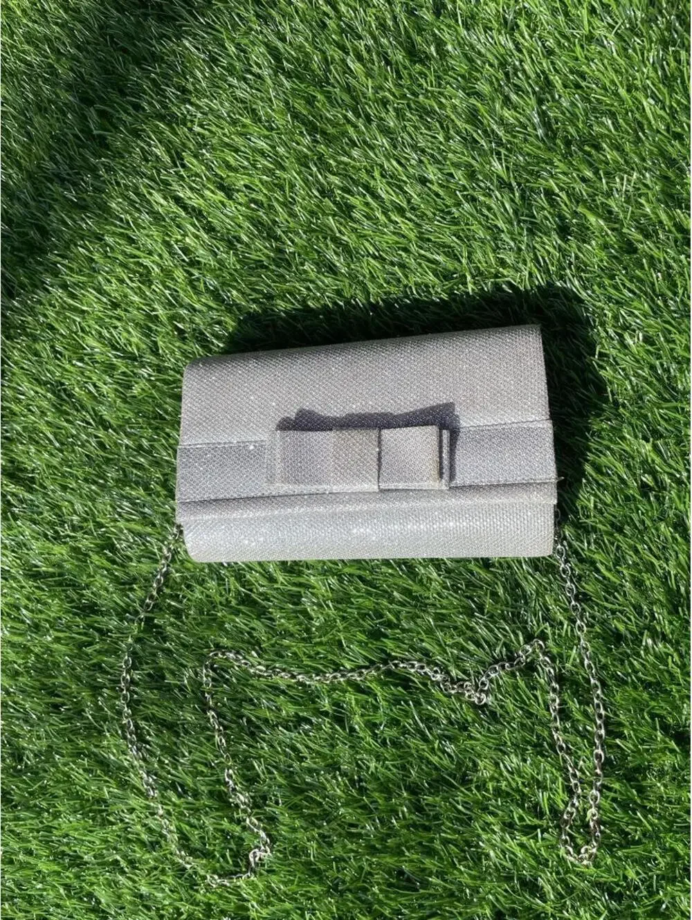 N/A silver clutch